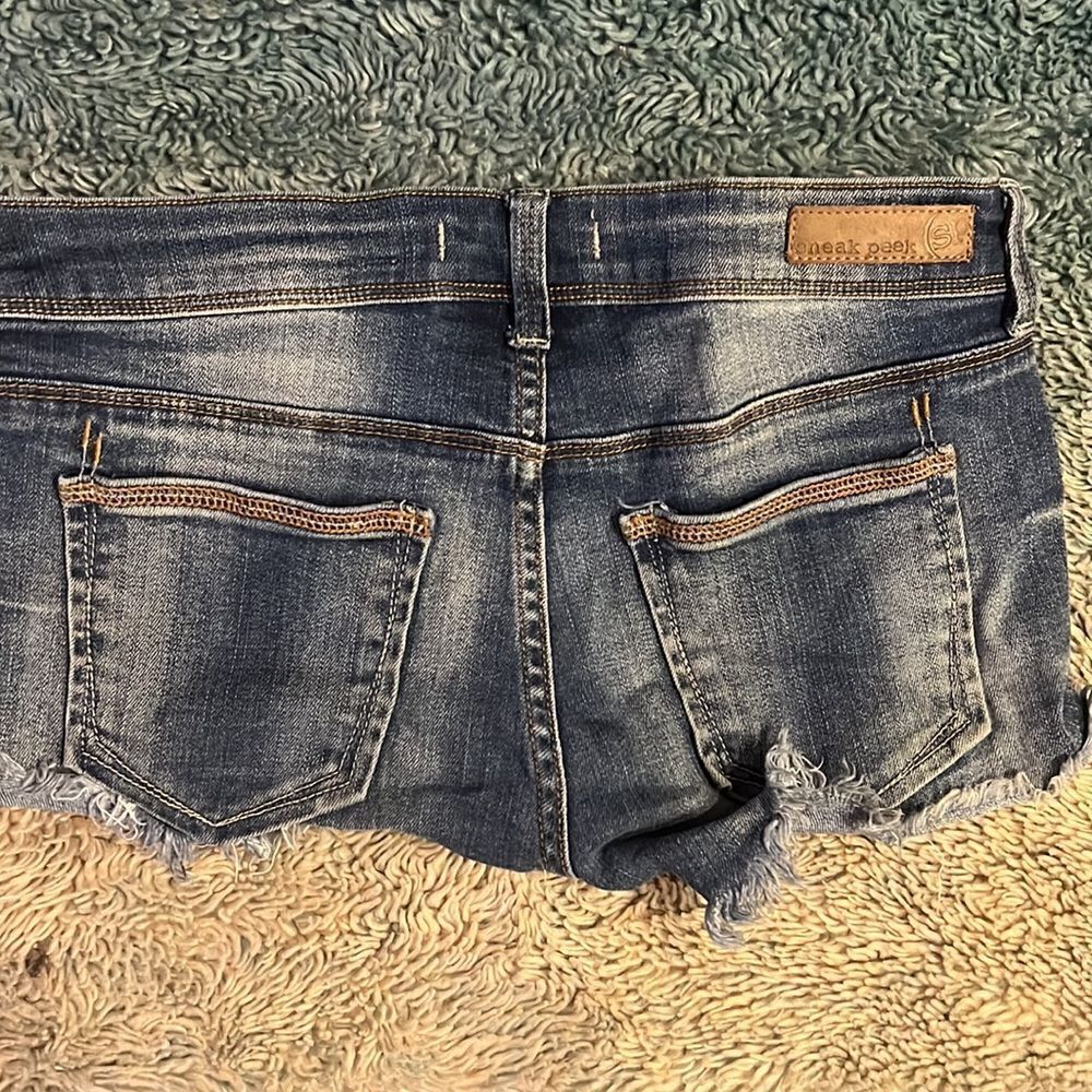 Sneak Peek Jean Shorts - Short Shorts - Size Small Size 26 - Excellent Condition - Picture 4 of 4